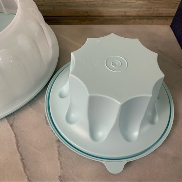 Tupperware Jell-Ring New - Picture 4 of 10